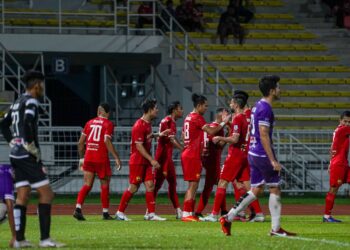 Pemain-pemain Selangor, meraikan jaringan pada perlawanan Liga Super 2023 antara Selangor menentang Kelantan, di Stadium Majlis Bandaraya Petaling Jaya, di sini hari ini. Foto: SHIDDIEQIIN ZON