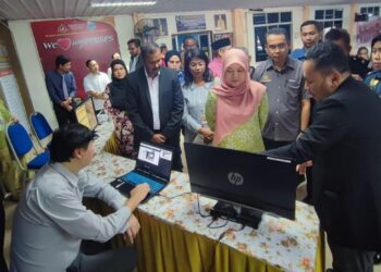 FADHLINA SIDEK pada majlis perasmian projek rintis Program 3S (Safer Mind, Safer School, Safer Future) di Pejabat Pendidikan Daerah (PPD) Seberang Perai Selatan, Butterworth, Pulau Pinang hari ini. - Pix: IQBAL HAMDAN