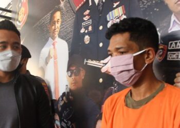 PANCE mengakui akan beri salam terlebih dahulu sebelum pecah masuk rumah penduduk di Mataram, Indonesia. - AGENSI
