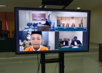 SESI perbicaraan melibatkan pemandu kereta yang menyebabkan kematian pelakon Vanessa Angel di Mahkamah Pengadilan Negeri, Jawa Timur.-KOMPAS.COM