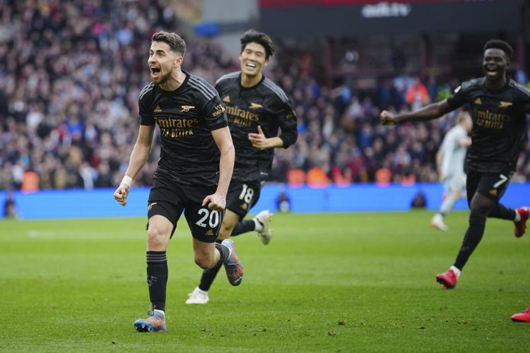 Arsenal kembali ke puncak, menewaskan Aston Villa 4-2 2 63f0e63600f66.image