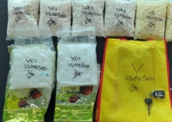 SEBAHAGIAN daripada dadah yang dirampas selepas menahan dua lelaki di Amanjaya, Sungai Petani, Rabu lalu.