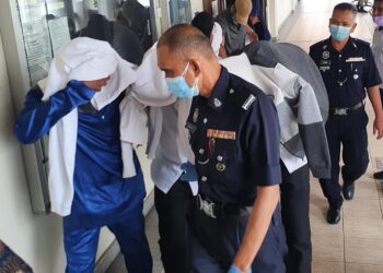 Sebahagian daripada enam lelaki mengaku tidak bersalah Mahkamah Majistret Georgetown, Pulau Pinang hari ini atas pertuduhan terlibat dalam insiden pergaduhan di Astaka Medan Renong, Padang Kota Lama pada 1 Februari lalu.