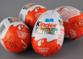 COKLAT Kinder Egg ini dijual di beberapa negara di seluruh dunia termasuk Eropah dan Indonesia. - AGENSI