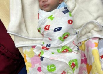 JKM Pulau Pinang sedang mengesan waris seorang bayi berusia dua bulan yang ditinggalkan bapanya seorang warga Indonesia tanpa dokumen pengenalan diri.