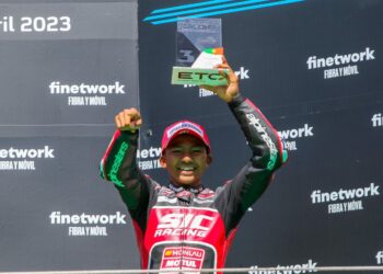 HAKIM DANISH menamatkan aksinya di kedudukan ketiga dalam Perlumbaan 1 pada ETC di Litar Estoril, Portugal, hari ini. - Ihsan ZK Racing