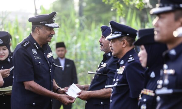 pegawai tatatertib