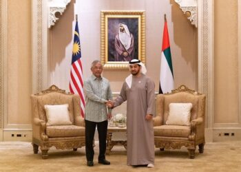 AL-SULTAN Abdullah Ri'ayatuddin Al-Mustafa Billah Shah berkenan menerima menghadap Sheikh Hamdan  Zayed Al Nahyan pada pukul 6.30 petang waktu tempatan atau 10.30 malam waktu Malaysia, semalam. - FB ISTANA NEGARA