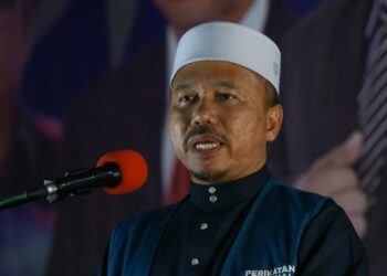 AHMAD YAHAYA