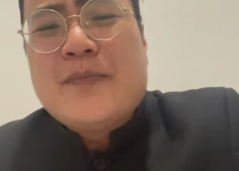 ZEE How Tai mengulas dari sudut undang-undang berhubung isu operasi penguatkuasaan memusnahkan kebun haram durian Musang King dalam HSK Batu Talam di Raub, Pahang. - FB ULASAN APEK CINA 