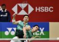 AARON Chia (belakang) dan Soh Wooi Yik.