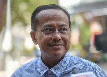 AHMAD SAMSURI MOKHTAR