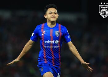 ARIF Aiman muncul peledak tunggal pada aksi separuh akhir pertama Piala Malaysia antara JDT berdepan Sabah di Stadium Likas, malam ini.-IHSAN JDT