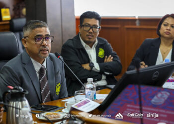 SETIAUSAHA AGUNG FAM, NOOR AZMAN RAHMAN.