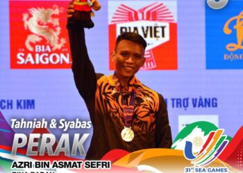 AZRI Asmat Safri memenangi pingat perak dalam kategori 55 kilogram lelaki pada Sukan SEA 2021 di Hanoi hari ini.