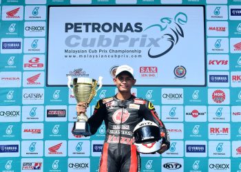 AZROY Hakeem Anuar menjuarai kelas CP150 dalam Pusingan 4 Kejuaraan Cub Prix Malaysia Petronas di Kuala Terengganu hari ini.
