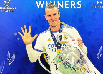 GARETH Bale memegang rekod memenangi lima trofi Eropah.