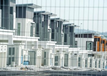 Dana Finas sebanyak RM20 juta diseleweng antaranya untuk mengubah suai rumah dan percutian -GAMBAR HIASAN