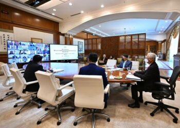 ISMAIL Sabri Yaakob mempengerusikan Mesyuarat Majlis Tindakan Perubahan Iklim Malaysia di Putrajaya, hari ini.