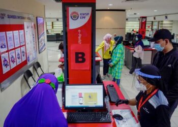 Penetapan etika berpakaian kepada pelanggan semasa hadir berurusan di jabatan kerajaan adalah bagi menjamin keharmonian dan kesejahteraan bersama. -GAMBAR HIASAN