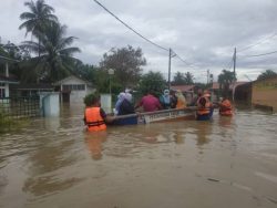 Terjejas banjir kawasan 17 daerah