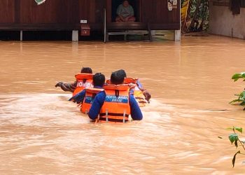 BANJIR di Perak masih seperti semalam dengan 378 mangsa masih ditempatkan di pusat pemindahan sementara.