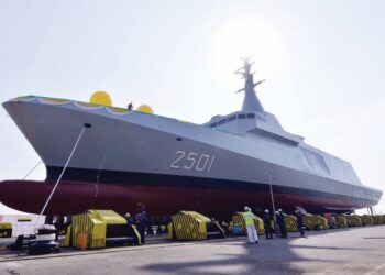 Projek kapal LCS yang belum siap sehingga  menimbulkan kontroversi berhubung perolehan aset berkenaan.