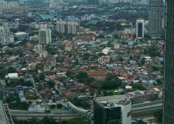 Tanah rizab Melayu di Kuala Lumpur adalah yang paling terjejas iaitu hanya 99.48 hektar tahun lalu berbanding 1,003.56 hektar tahun 2021. -GAMBAR HIASAN