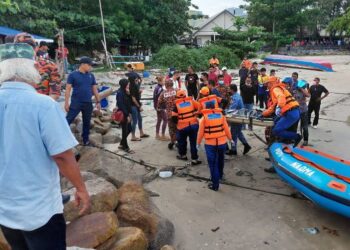 MAYAT kanak-kanak lelaki berusia 11 tahun yang lemas di Jeti Nelayan Bagan Ajam dekat Pantai Bersih, Pulau Pinang petang semalam dijumpai kira-kira pukul 9.15 pagi ini.
