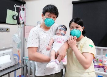 KWEK Yu Xuan dibenarkan keluar hospital selepas rawatan intensif selama 13 bulan. - NUH