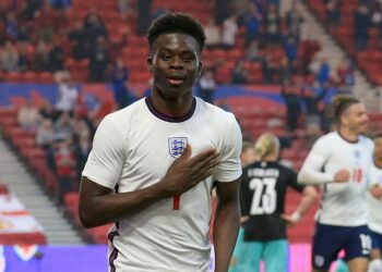 BUKAYO Saka meledak hatrik pertamanya bersama England.