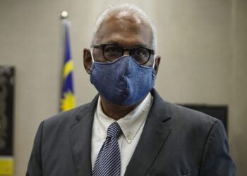 CHARLES SANTIAGO