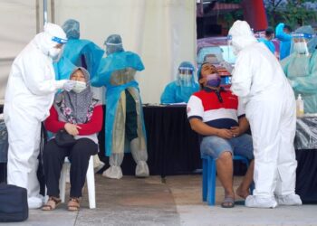 JUMLAH kes baharu Covid-19 mencatatkan empat angka semalam iaitu yang terendah selepas hampir tiga bulan. - UTUSAN/GAMBAR HIASAN