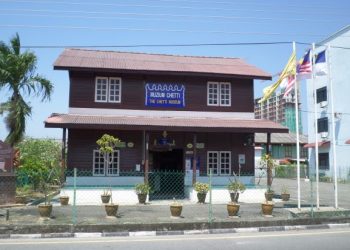 Pelbagai maklumat menarik tentang sejarah dan budaya komuniti Chetti boleh didapati di sebuah muzium di Kampung Chetti, Gajah Berang, Melaka. – GAMBAR INTERNET