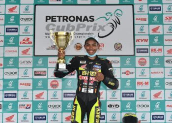 MD. HELMI Azman menjuarai Pusingan 3 Kejuaraan Cub Prix Malaysia Petronas di Sepang hari ini.
