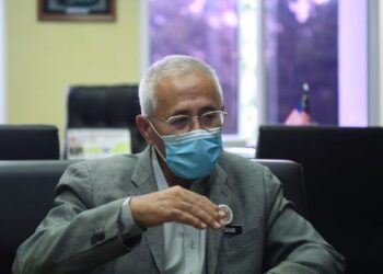 DR BAHARI CHE AWANG NGAH