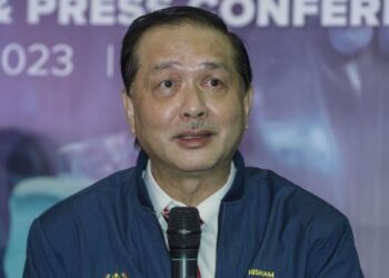 DR. NOOR HISHAM ABDULLAH