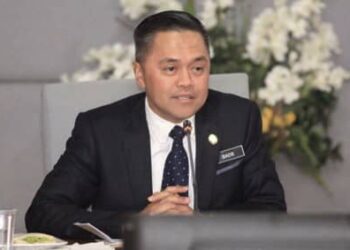 DR. MUHAMAD SADE MOHAMAD AMIN