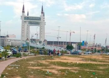 Jalan pesisir Pantai Seberang Takir hingga ke j drawbridge ditutup di kedua-dua hala selama tiga hari.