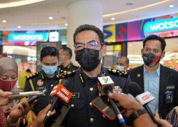 AZMAN ADAM