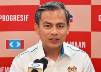 FAHMI FADZIL