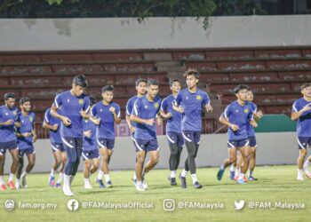KEKALAHAN Malaysia kepada Laos pada Kejohanan AFF B-23 di Kemboja mencetuskan perdebatan dalam kalangan pemerhati dan peminat bola sepak tanah air.