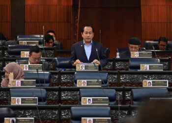 AHMAD MASLAN