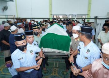 JENAZAH Fajim Juffa Mustafa Kamal  tiba di Surau At Kausar Bandar Tasik Kesuma di Semenyih hari ini.