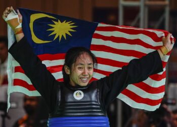 Nor Farah Mazlan muncul juara kategori bawah 50kg wanita pada Sukan SEA Kemboja 2023.