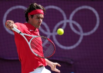 GAMBAR fail ketika Roger Federer beraksi dalam Sukan Olimpik 2012 di London.