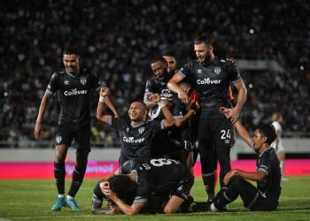 Terengganu meneruskan langkah bagi memburu tiket Piala AFC musim depan selepas mara ke separuh akhir Piala FA.-UTUSAN/PUQTRA HAIRRY