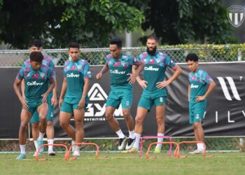 PEMAIN Terengganu FC sudah bersedia untuk menerima kunjungan JDT dalam aksi Liga Super malam ini. – IHSAN TERENGGANU FC
