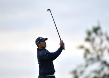 AKSI Gavin Green dalam Kejohanan PGA di Wentworth Golf Club, Surrey hari ini. - AFP