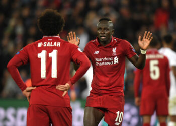 LIVERPOOL cuba memastikan Mohamed Salah dan Sadio Mane dapat
beraksi apabila menentang pendahulu Liga Perdana Inggeris, Chelsea di
Stamford Bridge, London pada 3 Januari na